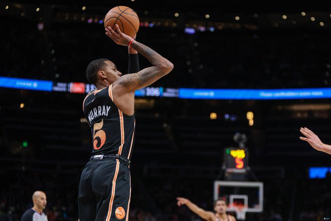 两队在技战 两队在技战